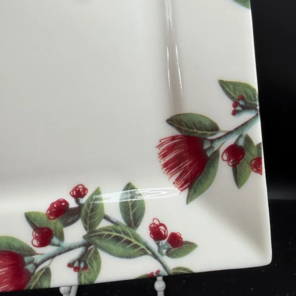 Angie Dennis Intuition Square Plates Set of 2 Red Pohutukawa‎ New Zealand Floral